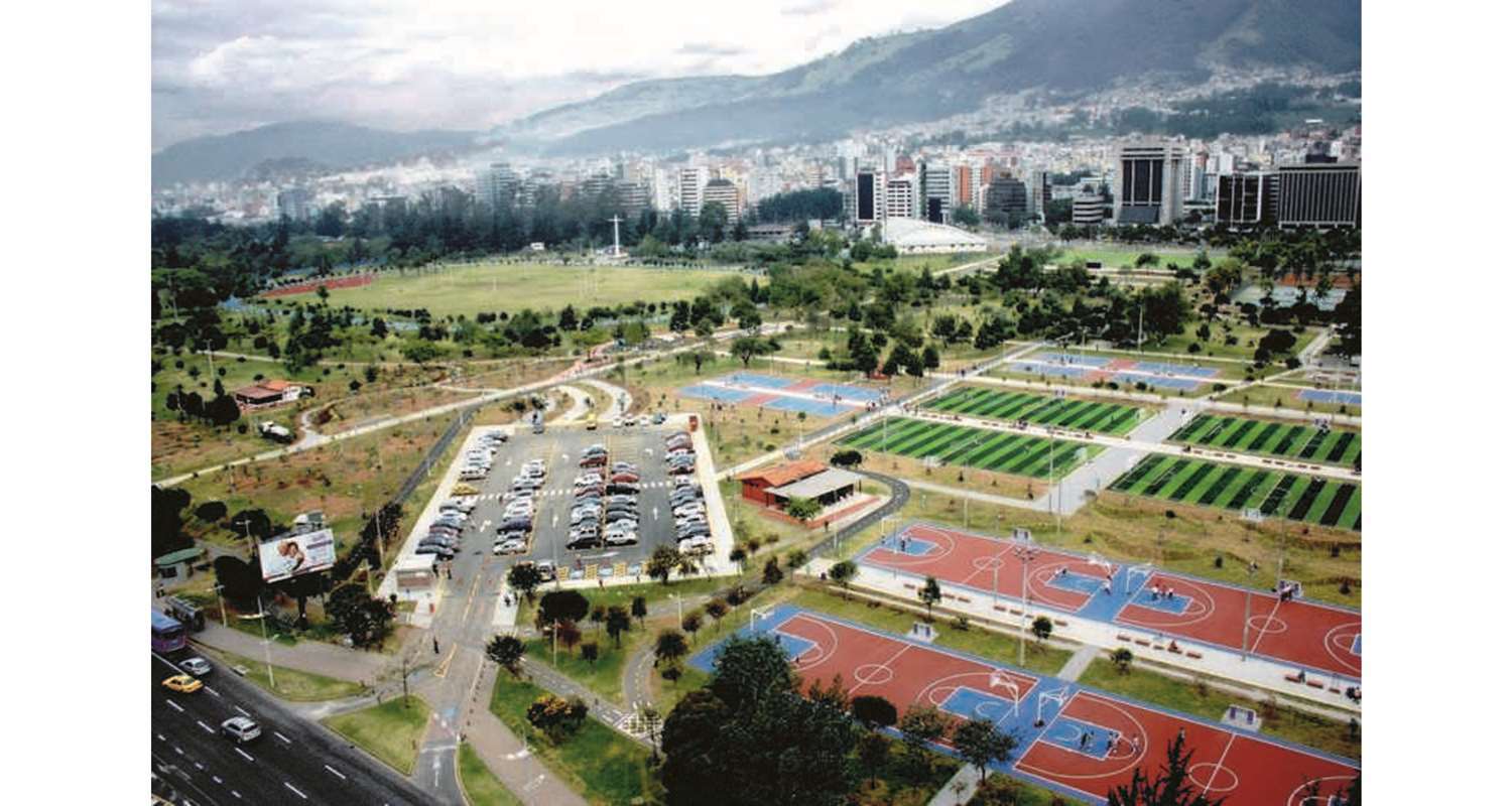 Best Western Cplaza Hotel Quito Exterior photo